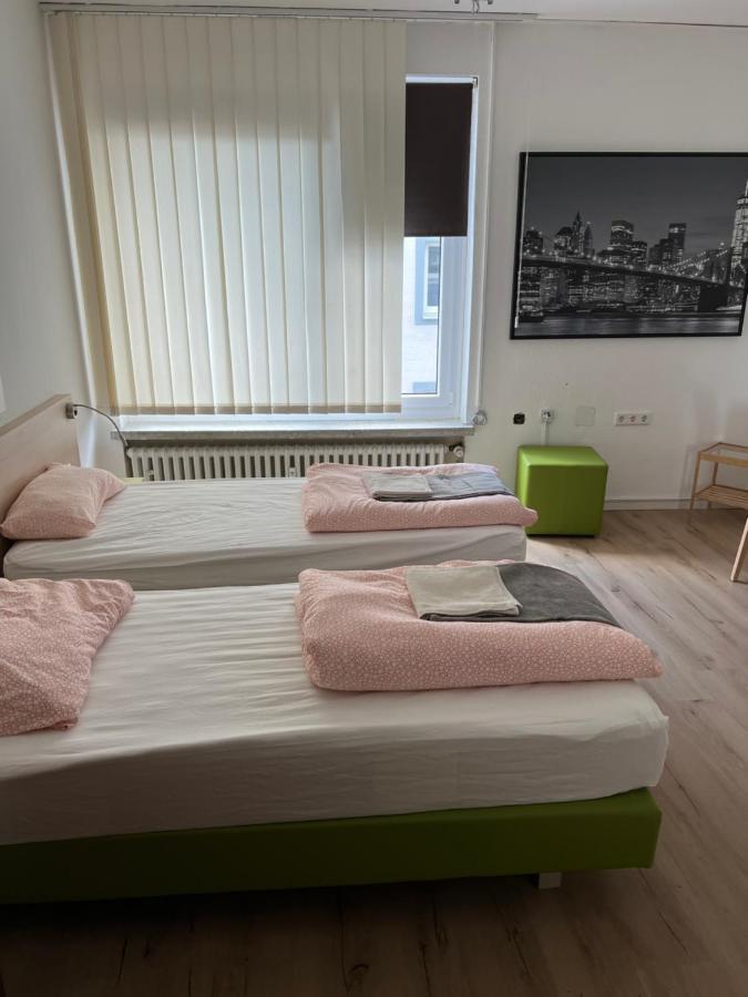 Waffel Cafe Hostel Monteurwohnung Ferienwohnung Kassel Exterior foto