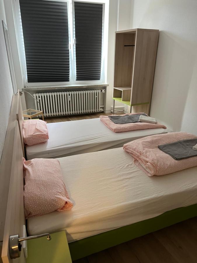 Waffel Cafe Hostel Monteurwohnung Ferienwohnung Kassel Exterior foto