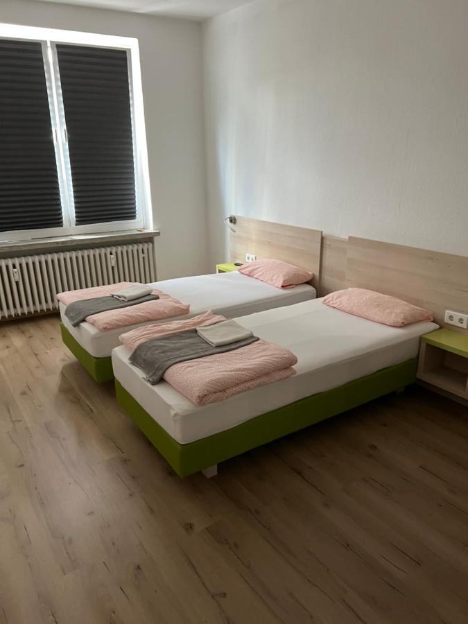 Waffel Cafe Hostel Monteurwohnung Ferienwohnung Kassel Exterior foto
